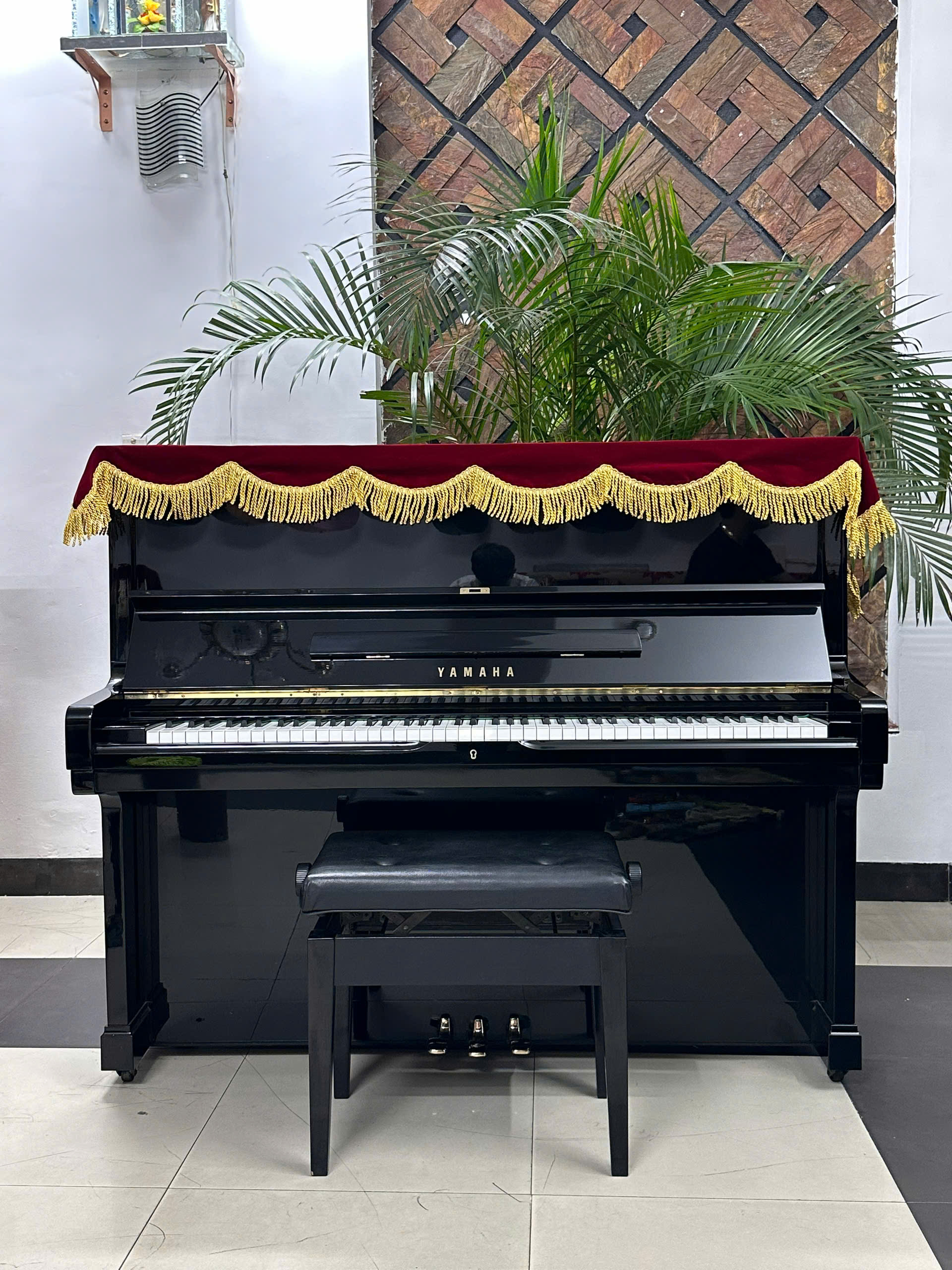 YAMAHA U2H